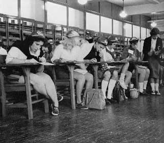 Freshmen class at Douglass College (1960)